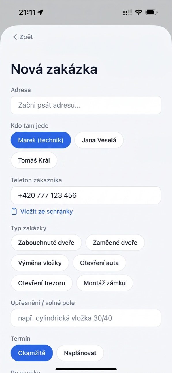Formulář nové zakázky — našeptávání adres, typ práce, výběr technika